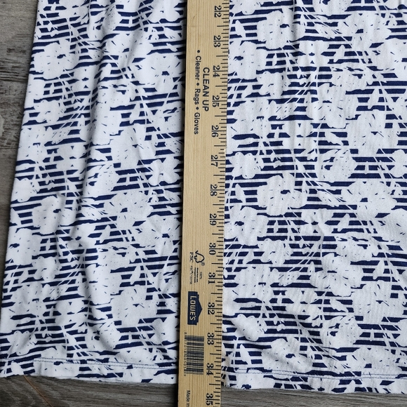 Liz Claiborne PL Petite Large Navy Floral Maxi Skirt Rayon Women’s 34” Length - Picture 6 of 6